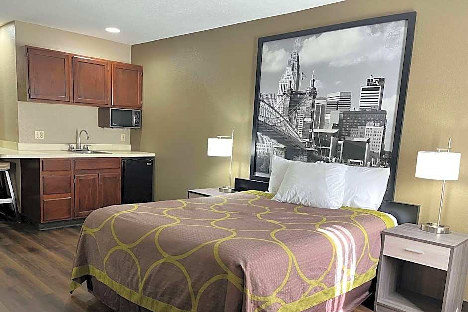 Super 8 by Wyndham Harrison OH