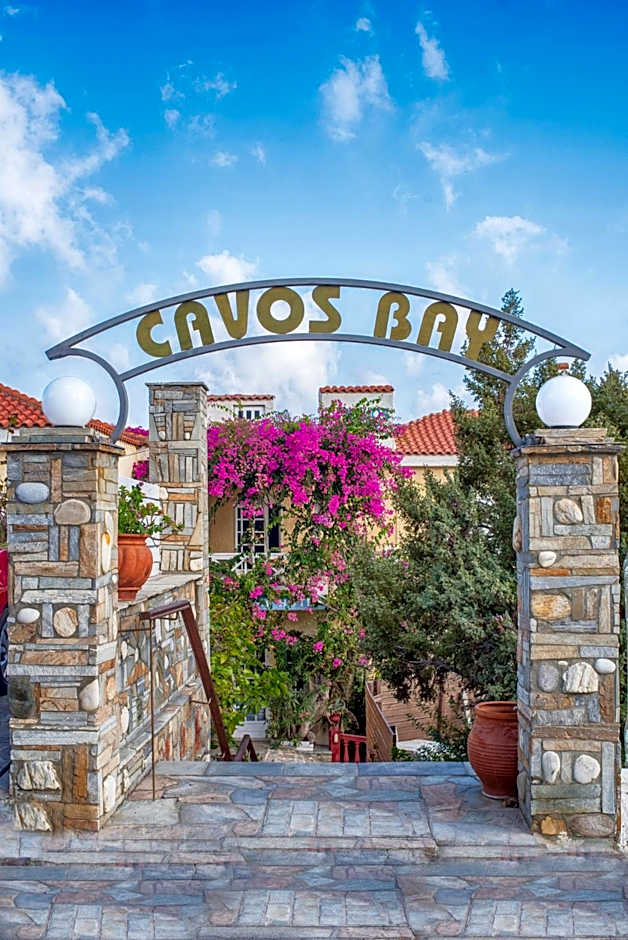 Cavos Bay Hotel & Studios