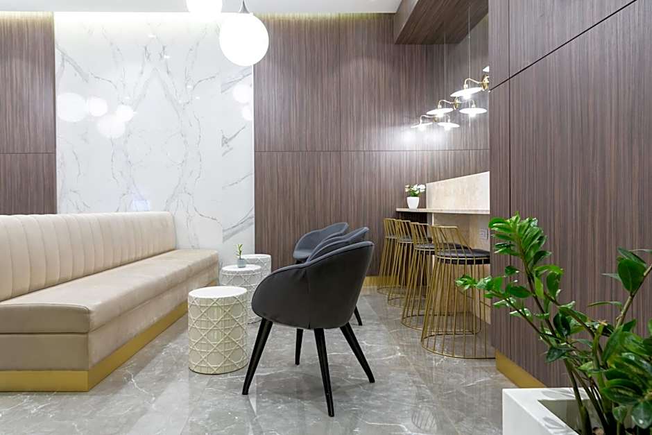 115 The Strand Hotel by NEU Collective