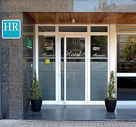 Hotel Almendra