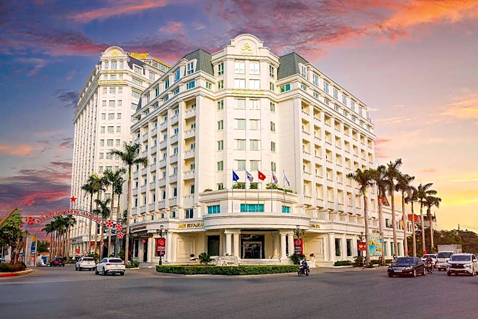Pearl River Hotel & Apartment