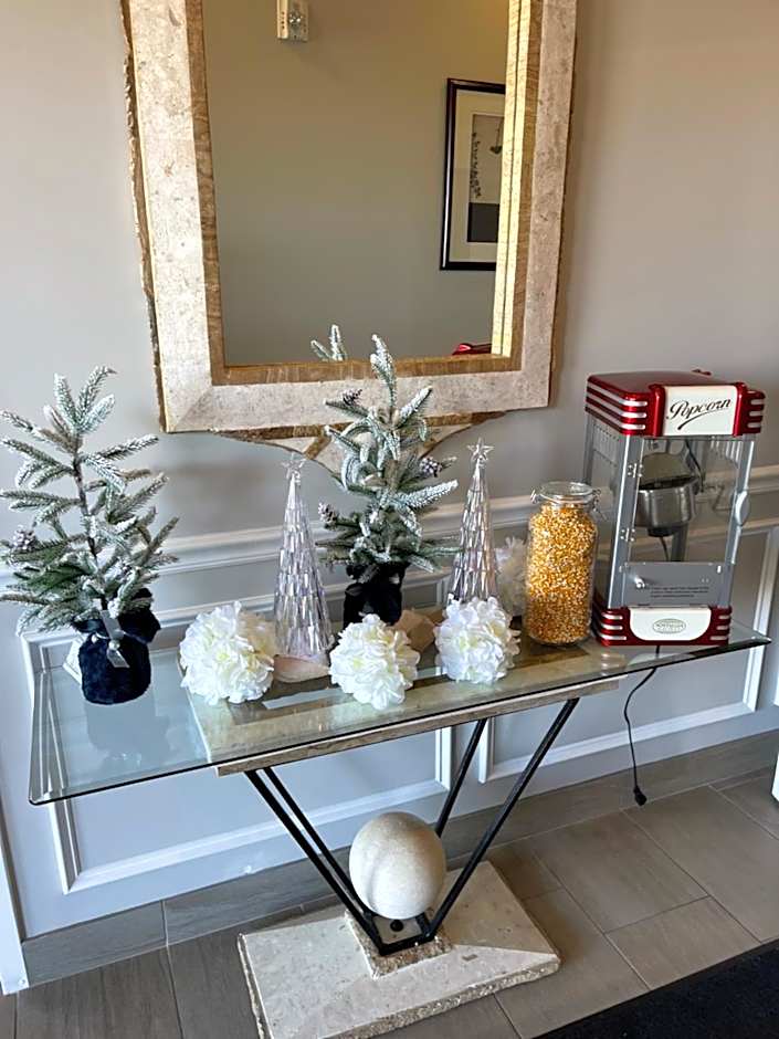 Brinton Suites