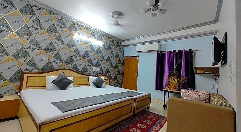 Hotel Swarajya Palace