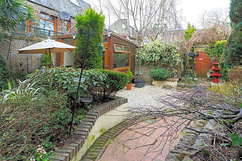 Castle Walk Bed & Breakfast