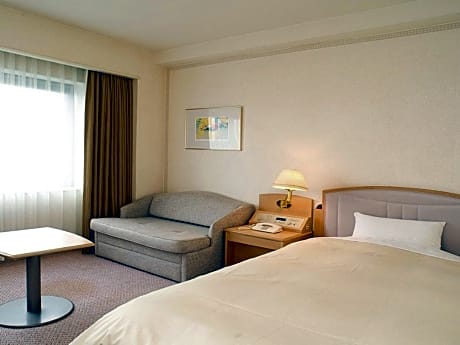 Standard Single Room - Non-Smoking