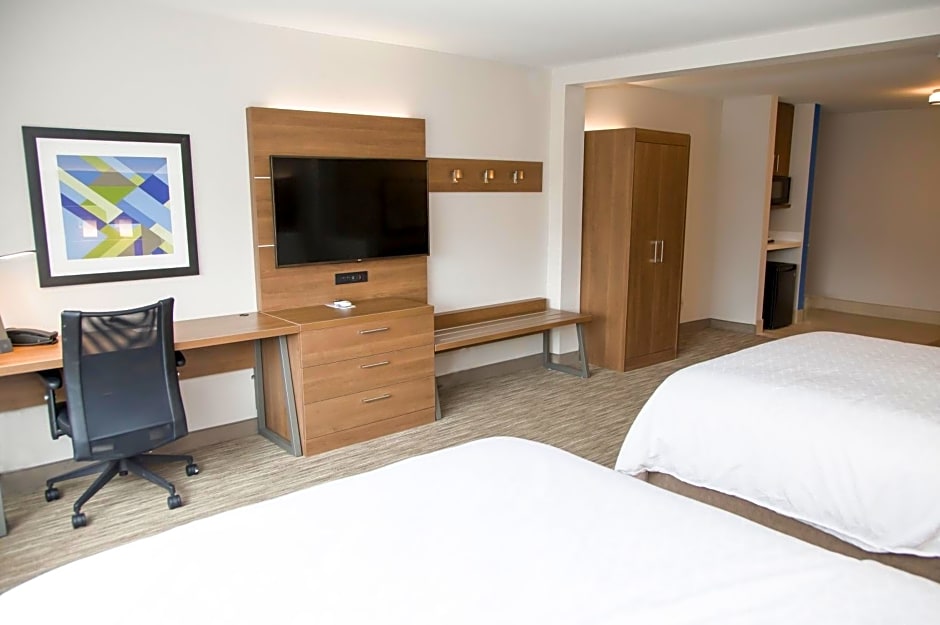 Holiday Inn Express & Suites Colorado Springs North, an IHG Hotel