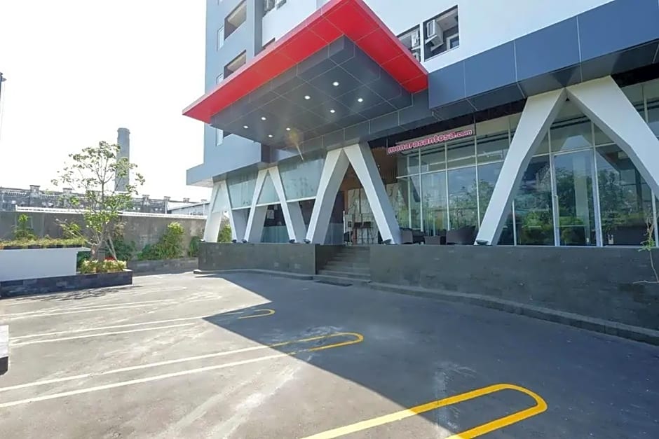 RedDoorz Apartment near Exit Toll Colomadu