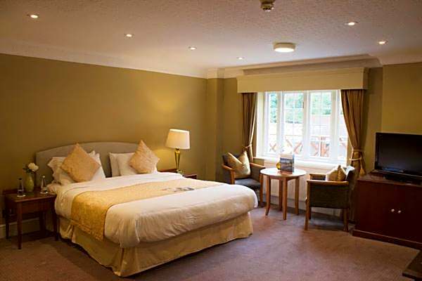 Grovefield House Hotel By Uno