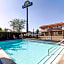 Days Inn by Wyndham Castaic Six Flags Magic Mountain