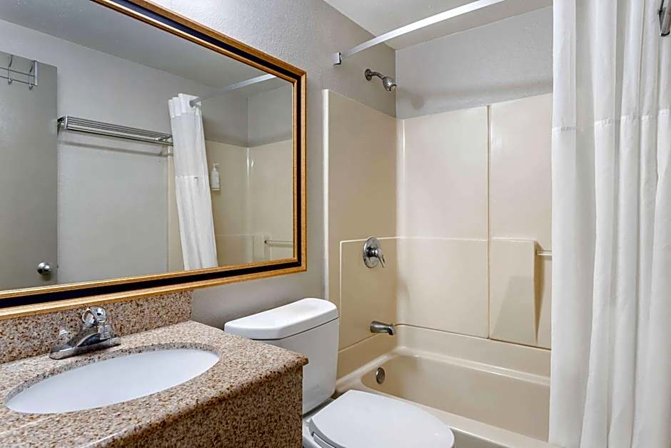 Days Inn by Wyndham Wrightstown McGuire AFB/Bordentown