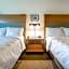 Holiday Inn & Suites - Cedar Falls - Conference Ctr