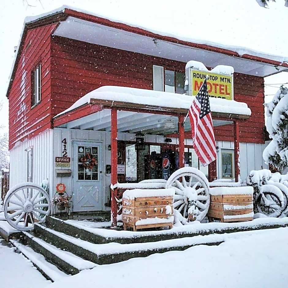 Roundtop Mountain Vista - Cabins and Motel