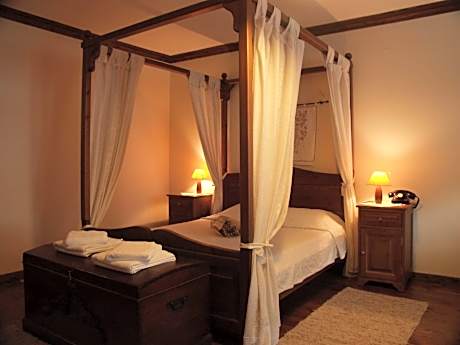 Deluxe Double Room with Fireplace