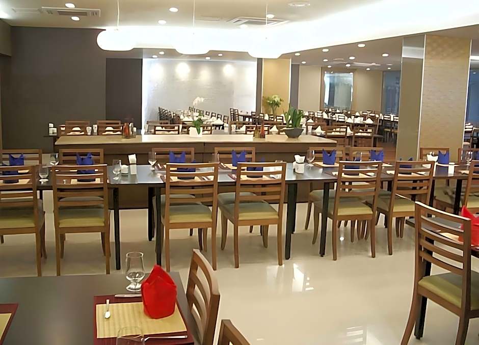 Suanbo Park Hotel