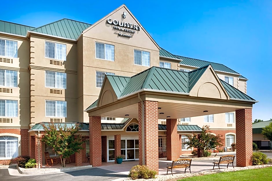 Country Inn & Suites by Radisson, Lexington, VA