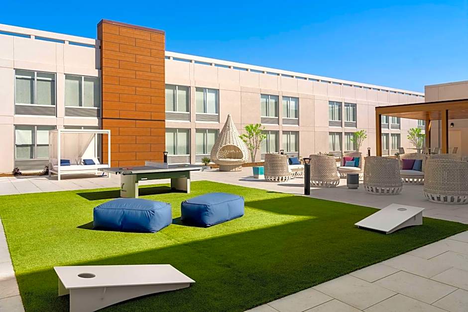 Hotel Lela Wilmington, Tapestry Collection by Hilton