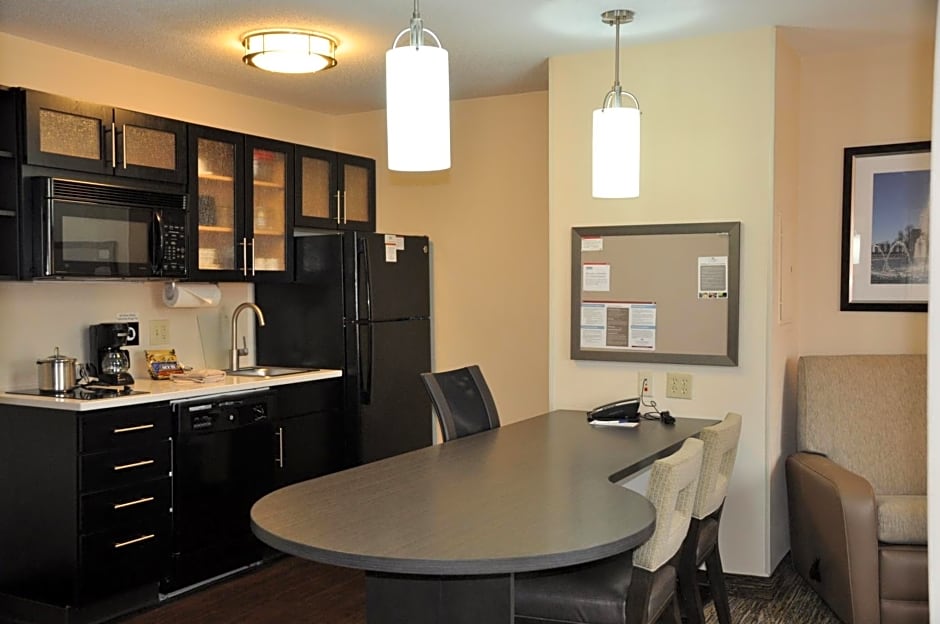 Candlewood Suites Washington-Dulles Herndon by IHG