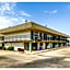 Home 6 by Townhouse Topeka KS I 70