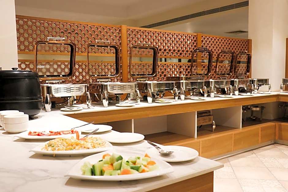 Hotel Lumbini Garden New Crystal
