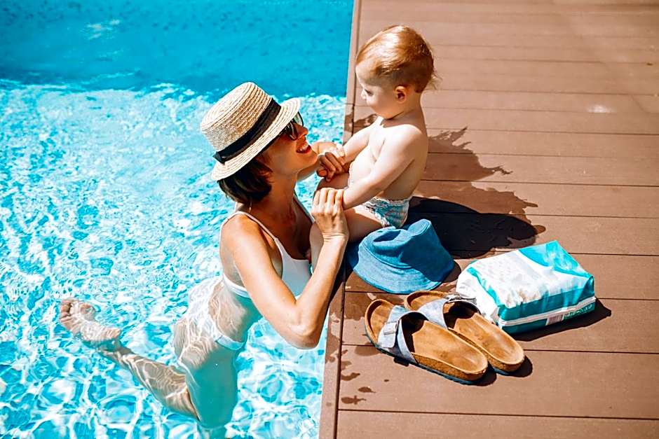 Hotel Elefantino Grey - Free Brunch & Breakfast Until 13-00 - Vicinissimi a Mirabilandia