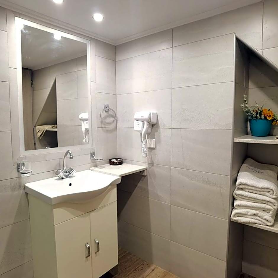 Vlycha Beach Apartments