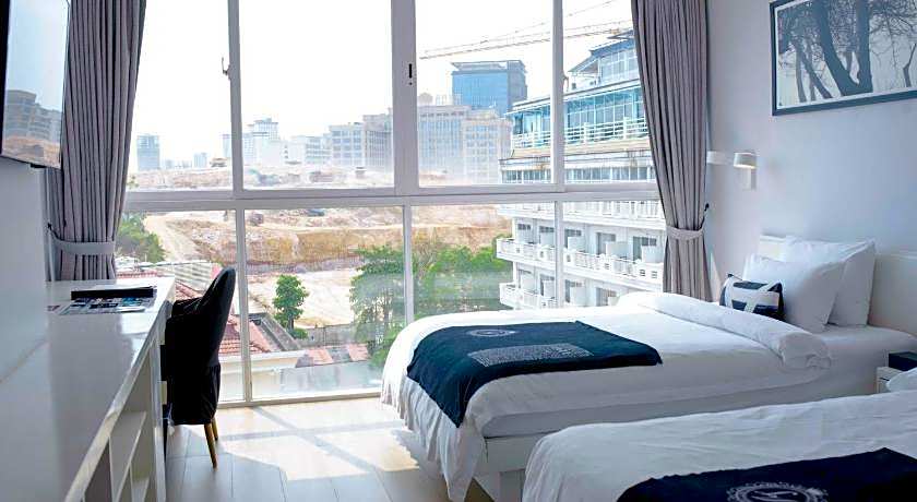 La Vogue Boutique Hotel & Casino