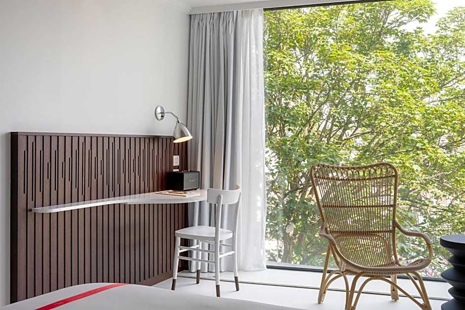 Ruby Zoe Hotel London