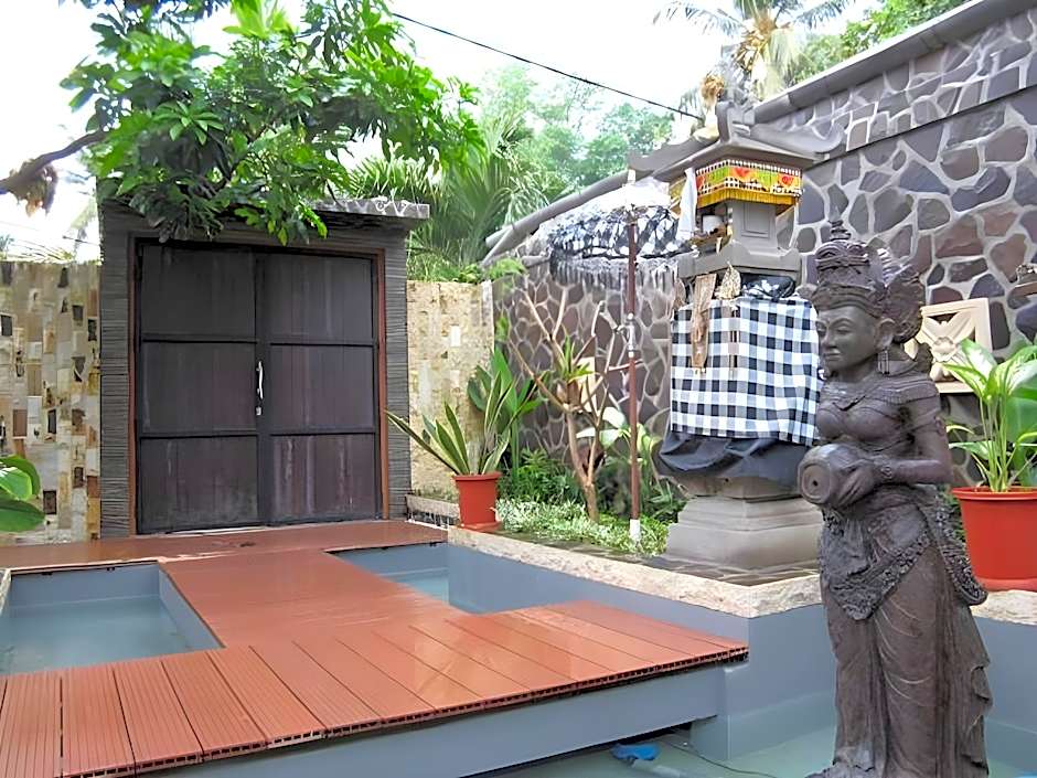 Lovina Oasis Hotel