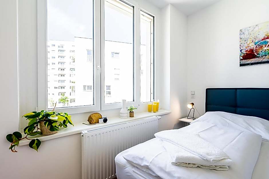 FeelGood Apartments SmartLiving | contactless check-in