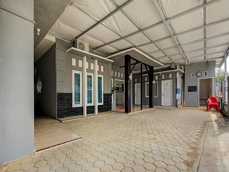 OYO Life 3415 Penginapan Wimane