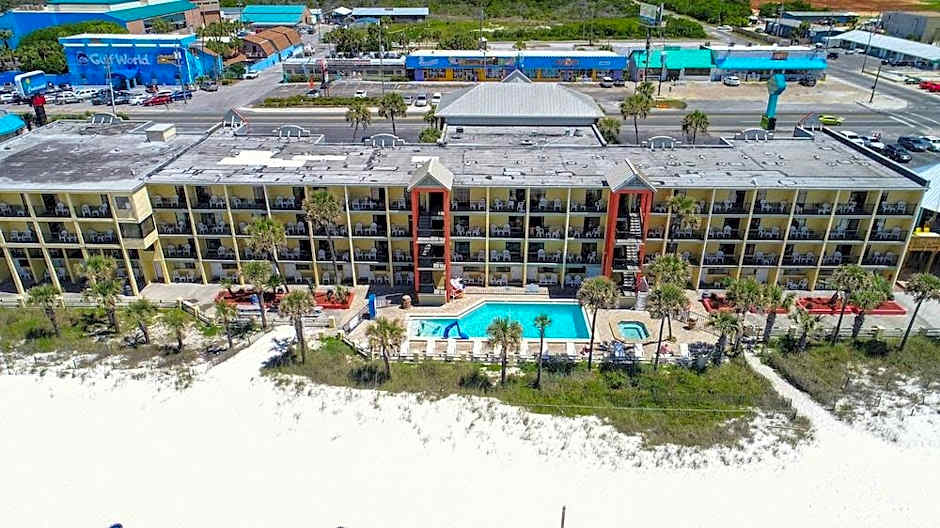 Ramada by Wyndham Panama City Beach / Beachfront