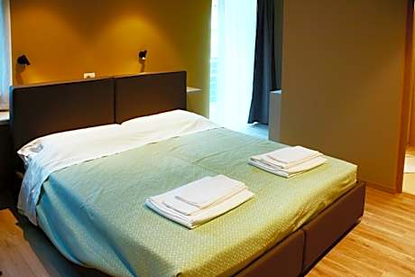 Triple Room with Private Bathroom