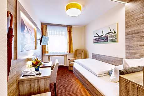 Budget Single Room