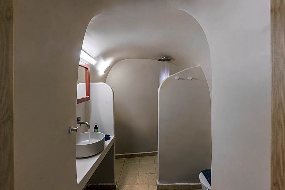 Blue Dolphins Apartments