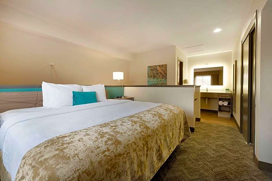 Best Western Fishkill Inn & Suites