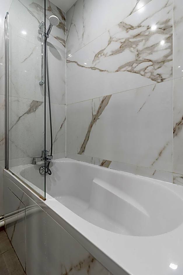 Hotel Riviera Renovated