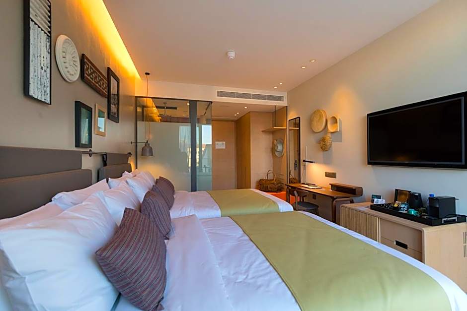 Hotel Indigo Larnaca By IHG- Adults Only