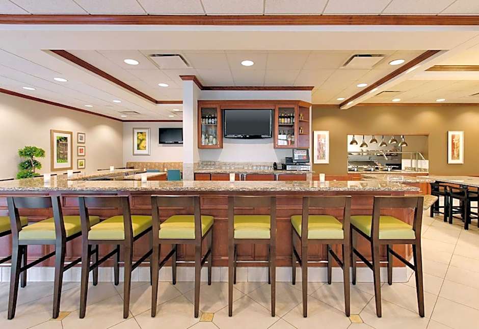 Hilton Garden Inn Naperville Warrenville