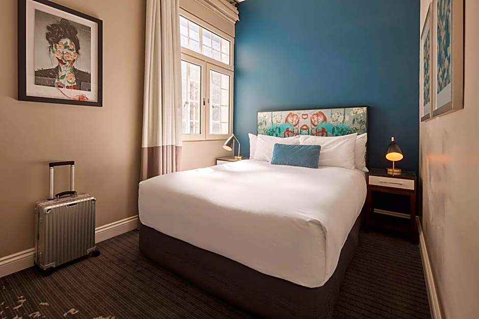 The Inchcolm by Ovolo