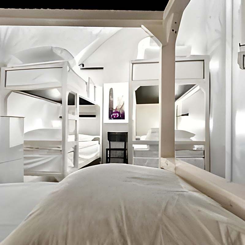 RAMILTON Old Town Hostel