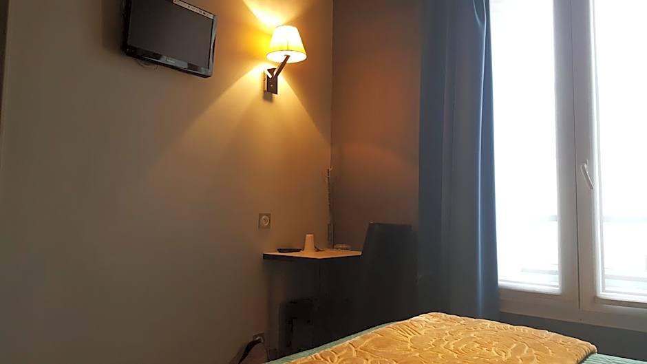 CafÃ© HÃ´tel de l'Avenir