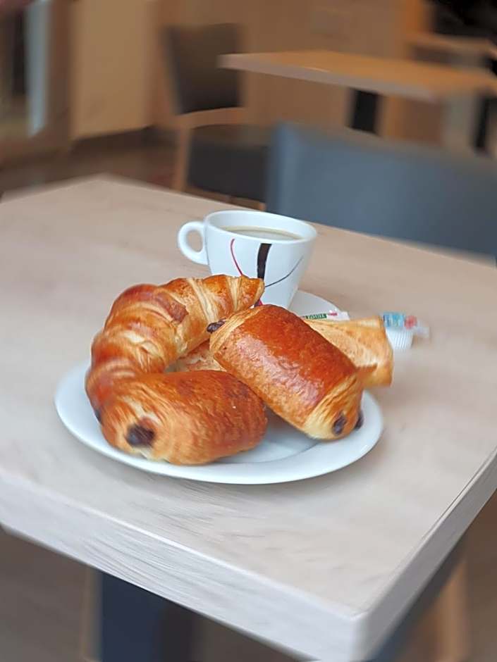 Hôtel du stade ex Kyriad Direct Lille Est Stade Pierre Mauroy