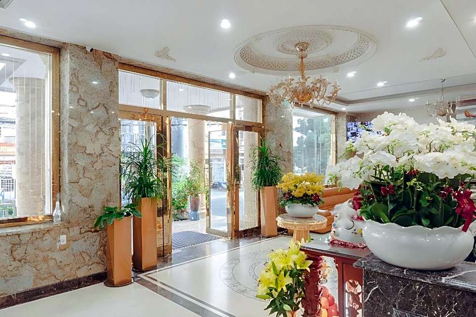 Roy Dala Hotel
