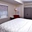 Holiday Inn & Suites Farmington Hills - Detroit NW, an IHG Hotel By IHG