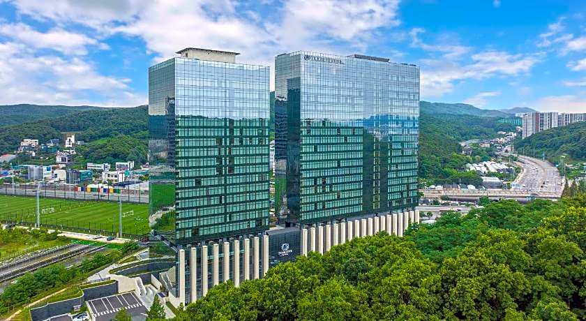 DoubleTree By Hilton Seoul Pangyo