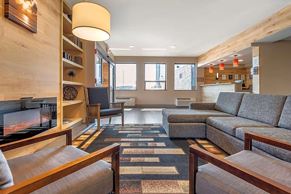 Comfort Inn & Suites Syracuse North
