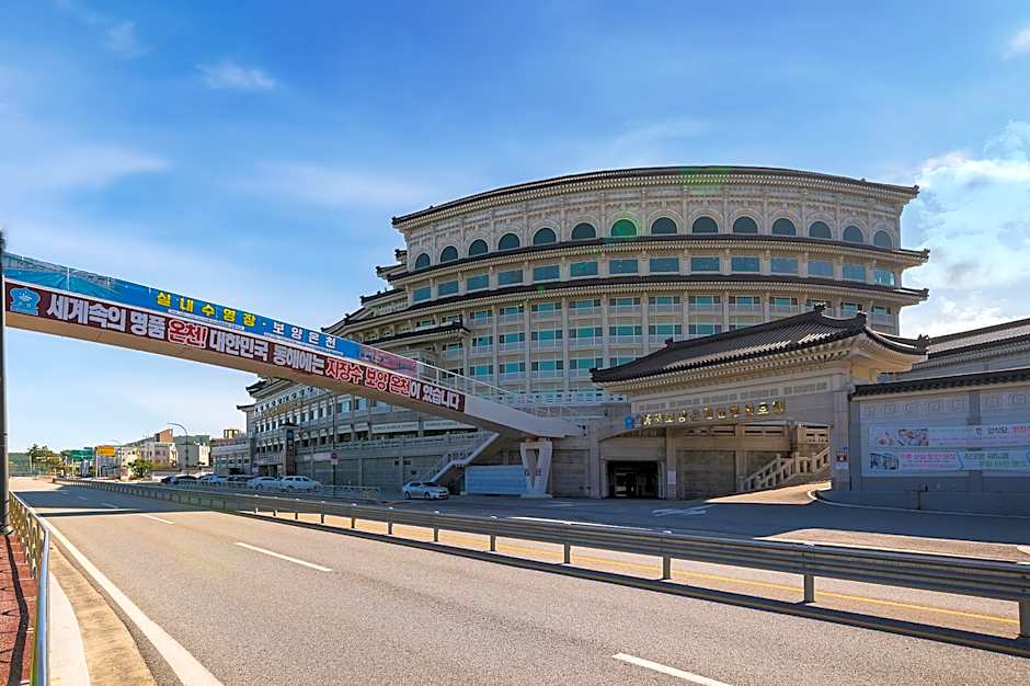Donghae Boyang Hot Spring Convention Hotel
