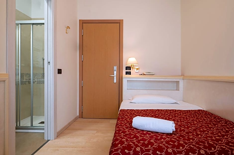 Hotel Mondial
