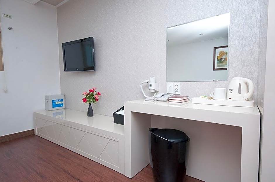 Seomyeon Residence Mumum Hotel