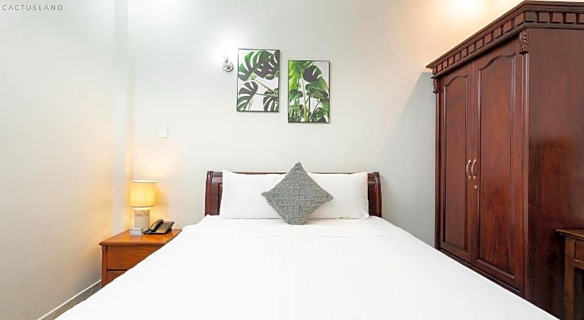 Cactusland Hotel Tan Binh